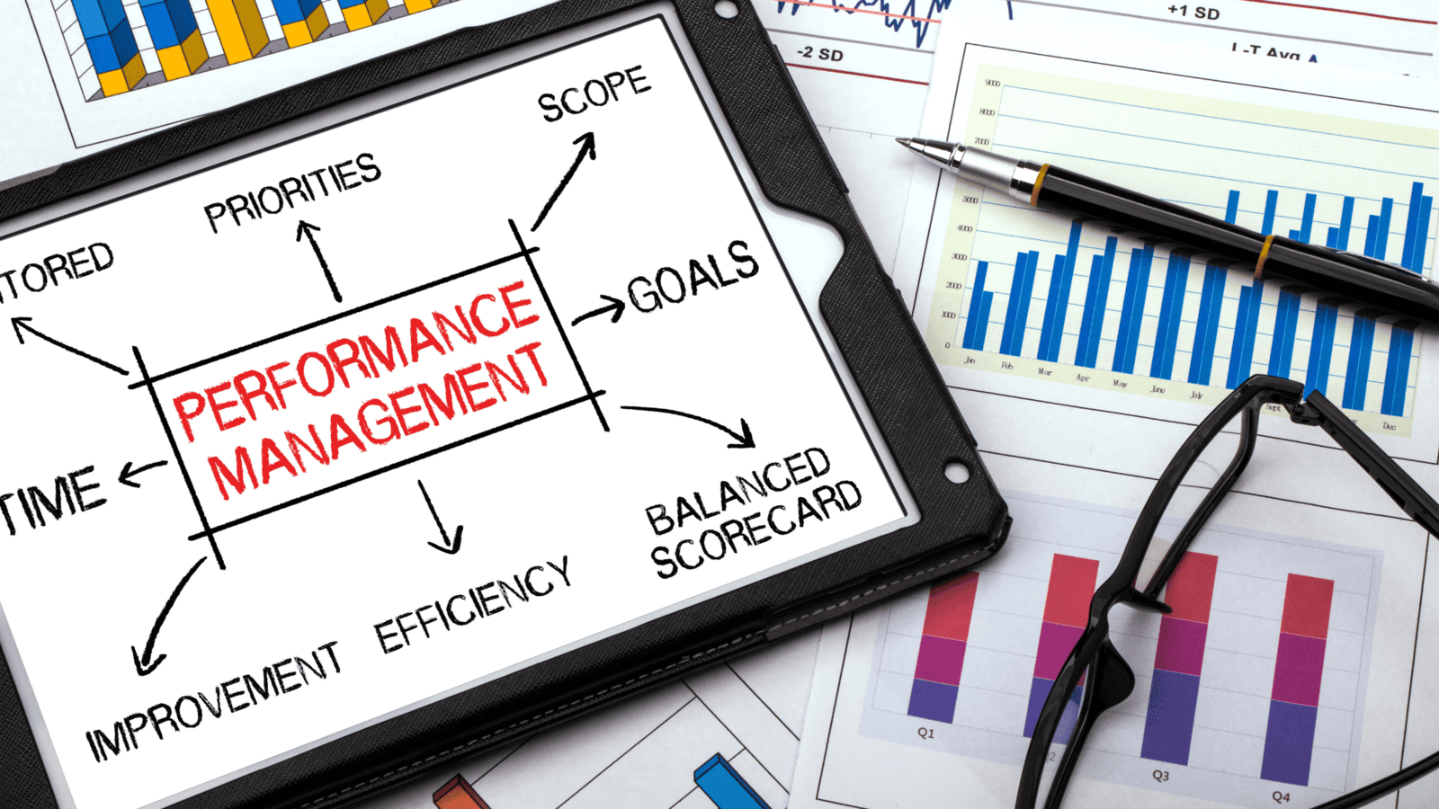 Performance Marketing vs. Traditional Marketing: Where Should You Invest in 2025?